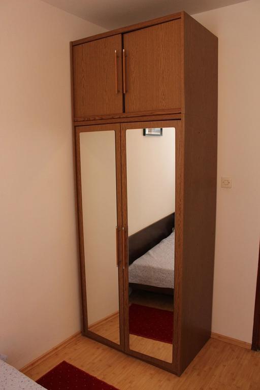 Pet Friendly Apartment In Porec With Wifi Номер фото